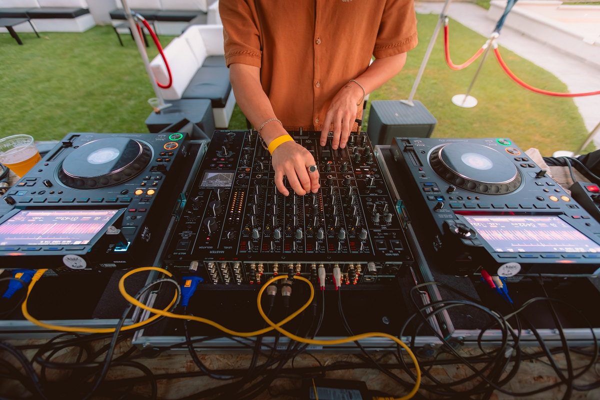 SOSODJ Professional
